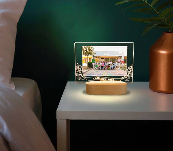 Οριζόντιο φωτιστικό plexiglass φυλλαράκια